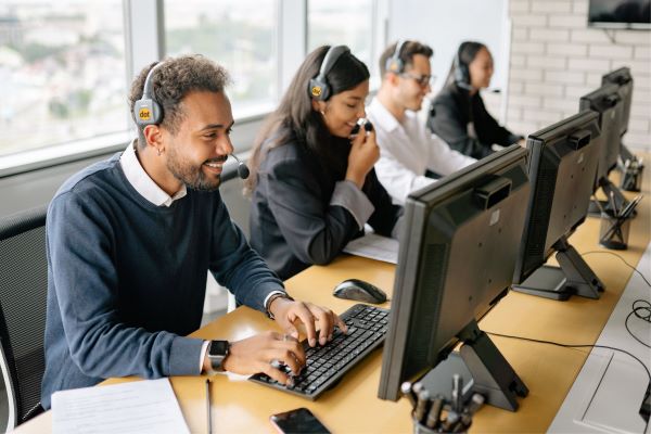 salesdot-contact-centre